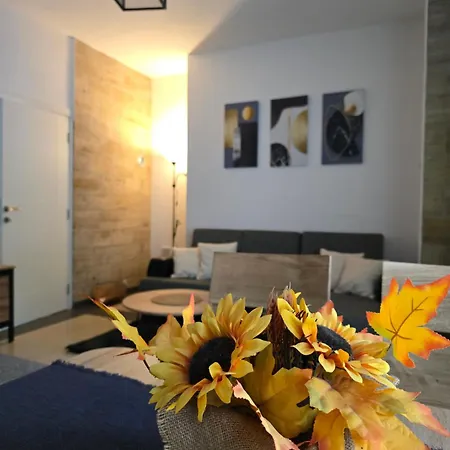 Riverstone Retreat 아파트 야이체