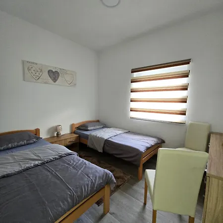 Riverstone Retreat Apartmán