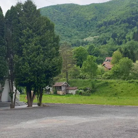 Apartman Riverstone Retreat