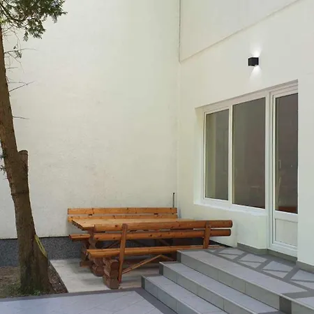 Riverstone Retreat *